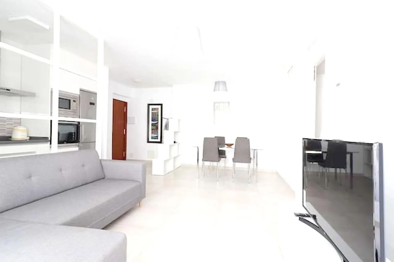 Apartment With 3 Bedrooms In Marbella With Wifi